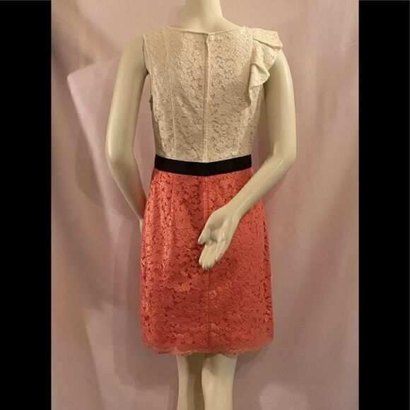 Lily Pulitzer Race for the lace - Picture 6 of 11